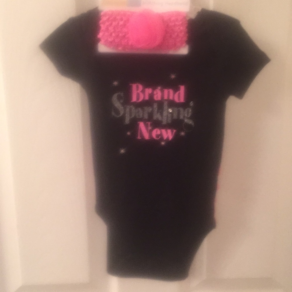 NWOT Vitamins Baby onesie with stretch headband